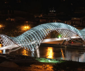Mosty na świecie. Most Pokoju w Tbilisi