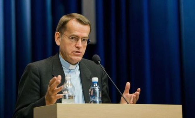 Ksiądz Dariusz Oko