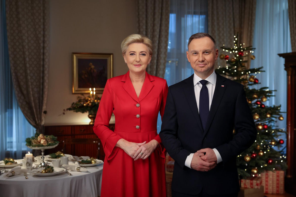 Świąteczne stylizacje Agaty Dudy 