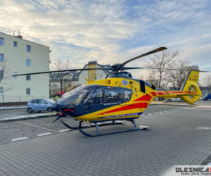 Koszmarny wypadek w Oleśnicy. Mężczyzna spadł ze schodów, zginął na miejscu