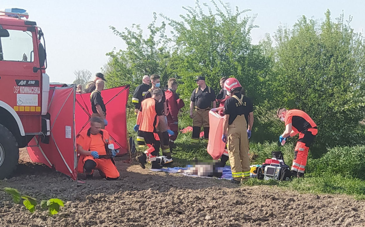 Utonął w traktorze we własnym stawie