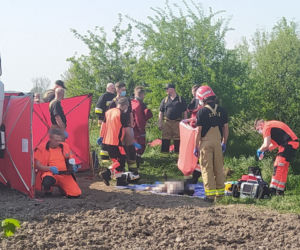 Utonął w traktorze we własnym stawie