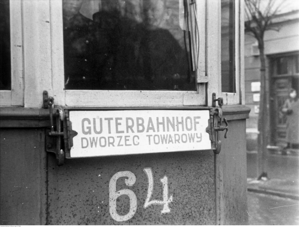 Najpierw pasażerów woziły konie. Historia krakowskich tramwajów