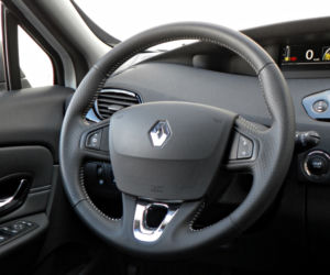 2014 Renault Grand Scenic w wersji BOSE