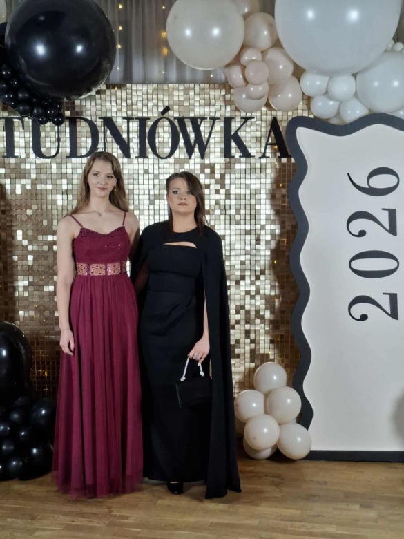 Studniówka 2026 maturzystów II LO w Starachowicach