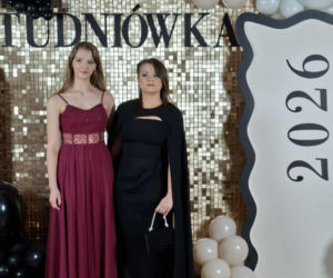 Studniówka 2026 maturzystów II LO w Starachowicach