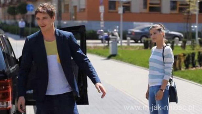 M jak miłość odc. 1006. Marcin (Mikołaj Roznerski), Kasia (Agnieszka Sienkiewicz)
