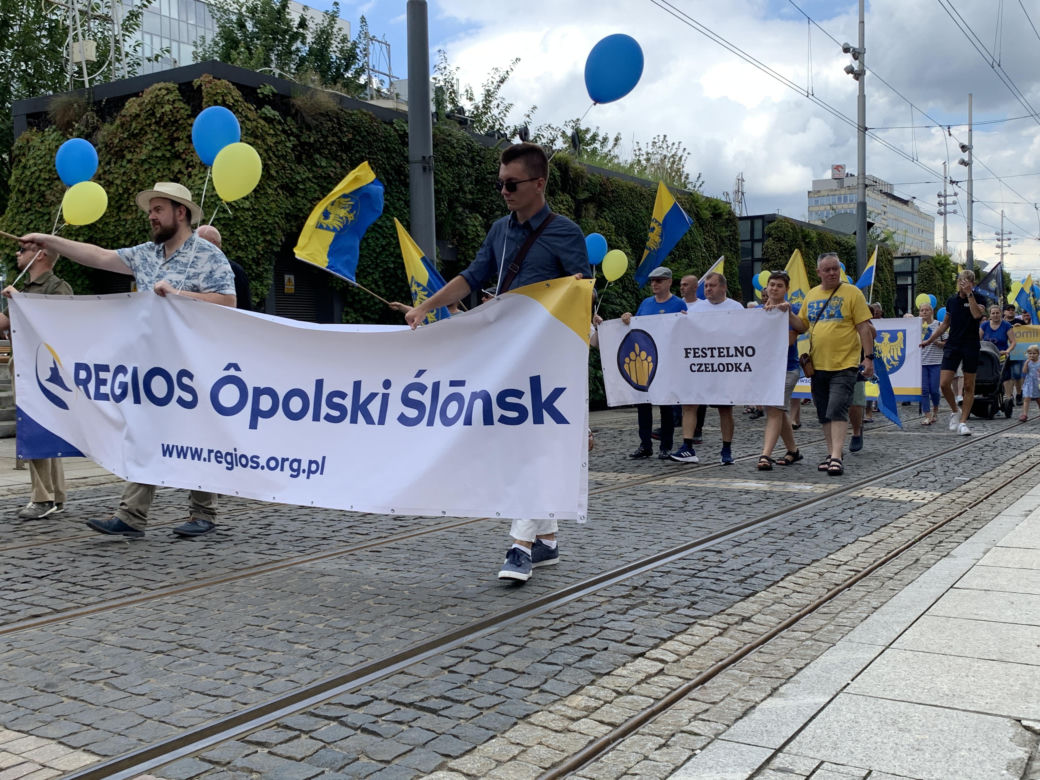 Marsz Autonomii Śląska przeszedł ulicami Katowic. "Hajmatu nie oddomy"