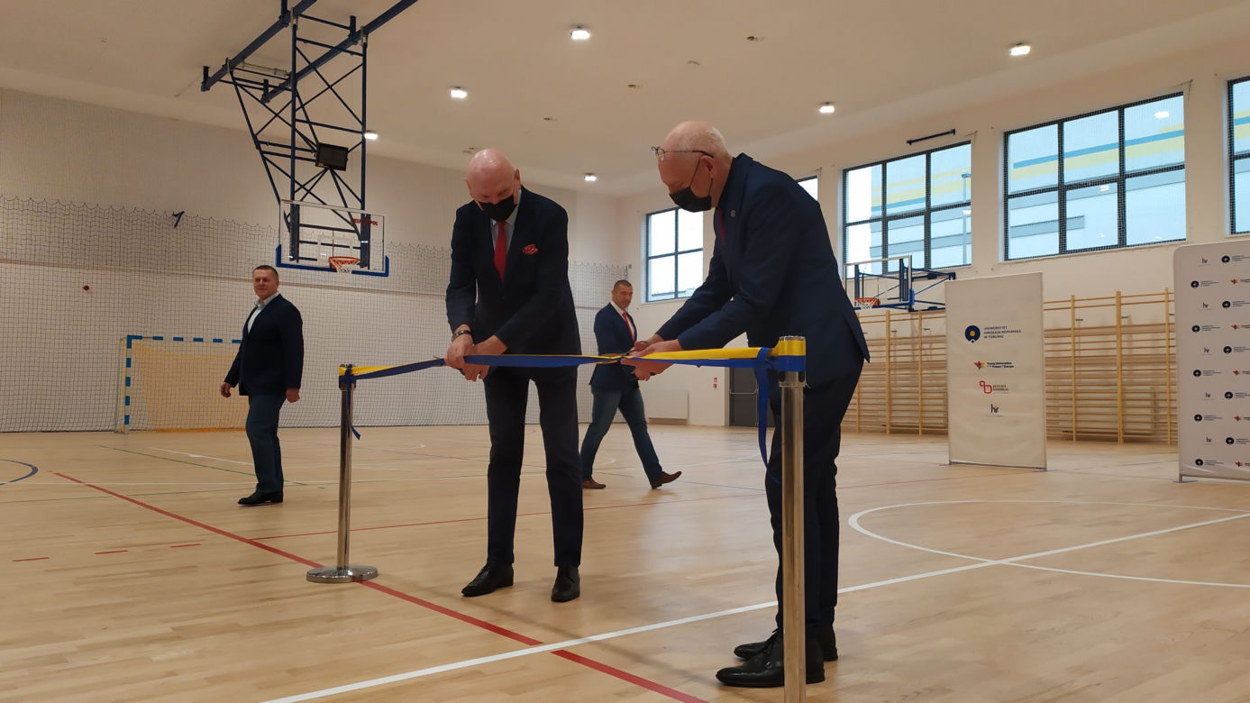 Baza sportowa Torunia powiększa się. Druga część UCS otwarta!