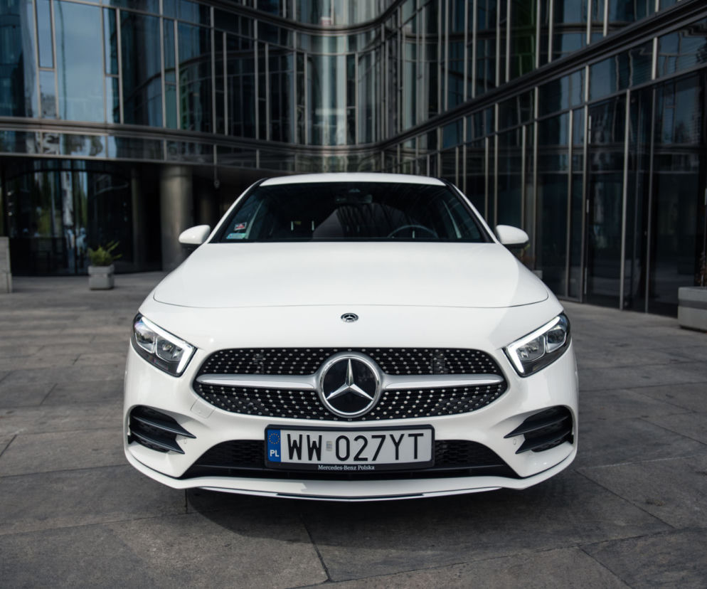 Mercedes-Benz A 180d Limuzyna