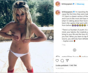 Tak zmieniały się piersi Britney Spears - galeria