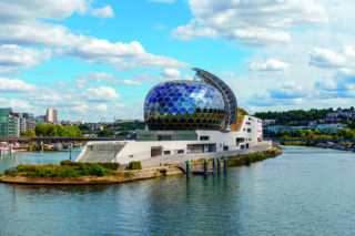 Dynamiczne fasady – systemy wspierające efektywność energetyczną budynków