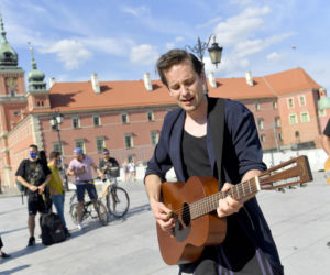 Tak zmieniał się Krzysztof Zalewski. Długie włosy były kiedyś jego znakiem rozpoznawczym