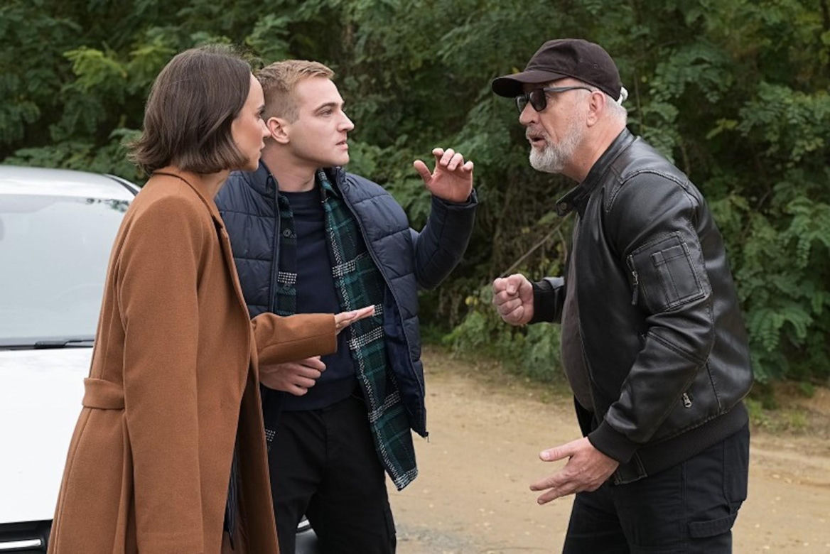 Pierwsza miłość, odcinek 3922: Melka (Ewa Jakubowicz), Kamil Biały (Igor Paszczyk), Jewgienij (Eugeniusz Malinowski)