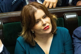 Posłanka PiS odpaliła na konferencji: „Ch z tą Polską wschodnią”