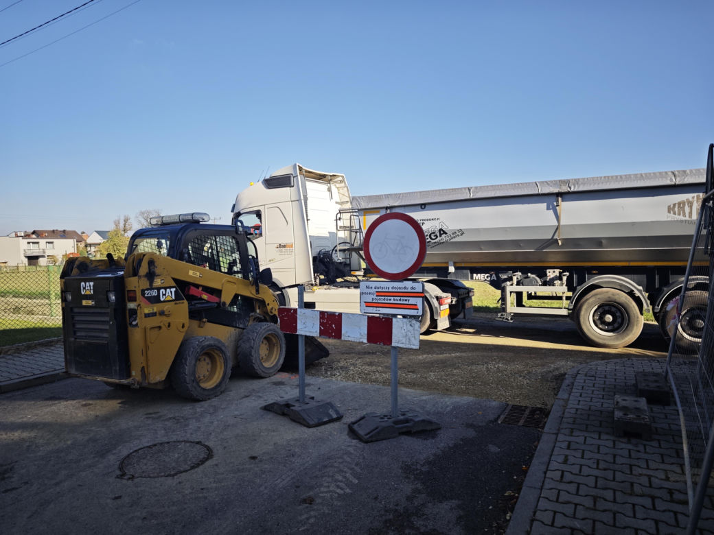 Zaorana ulica w Gliwicach - Ostropie ponownie została wylana asfaltem
