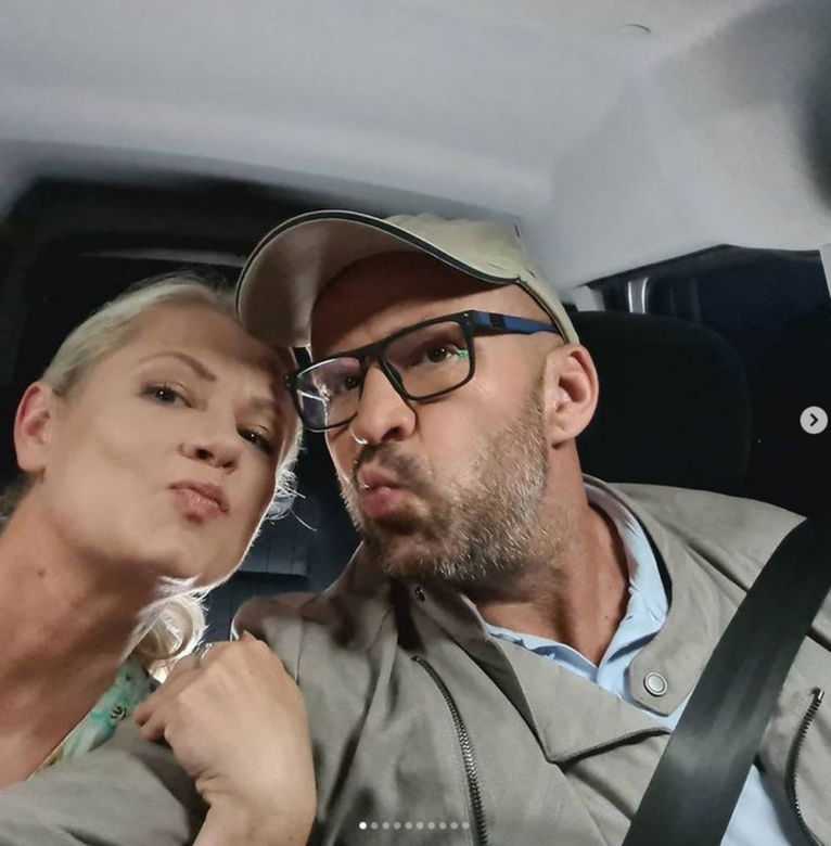 M jak miłość odcinek 1618 na planie.  Marzenka (Olga Szomańska), Andrzejek (Tomasz Oświeciński)