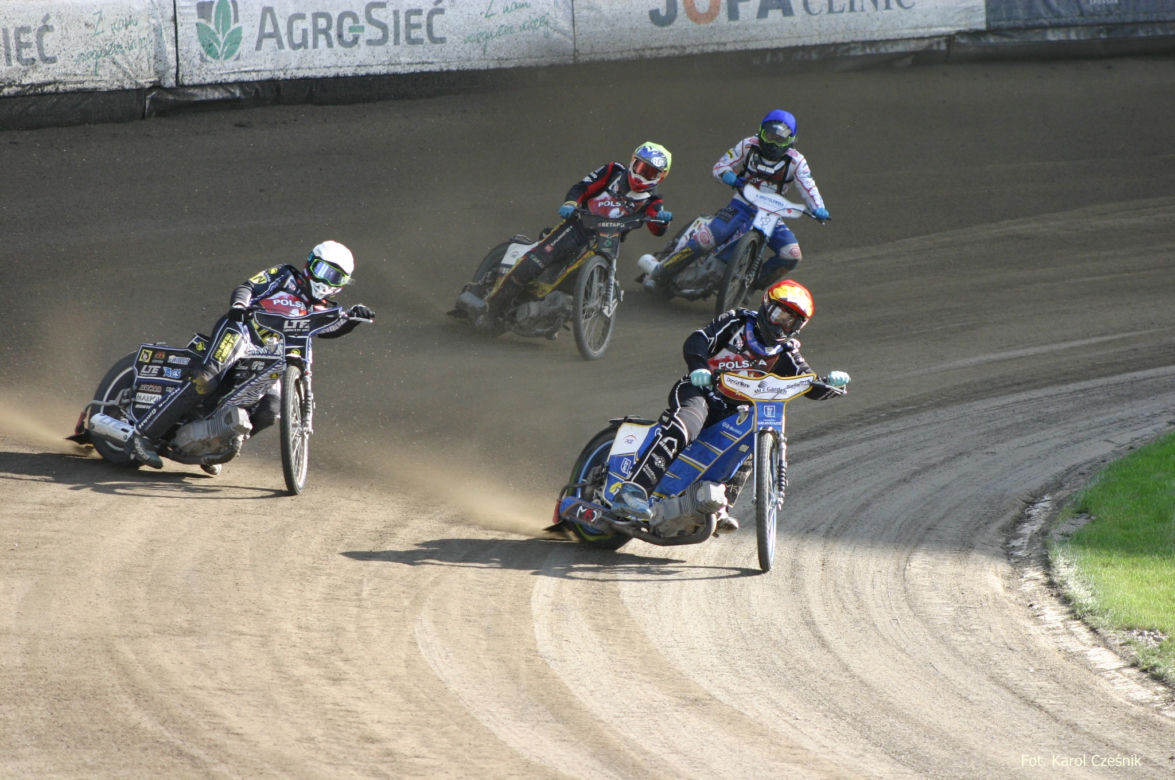 Zaplecze Kadry Juniorów na Motoarenie. Młodzieżowcy rywalizowali w Toruniu - dzień 2