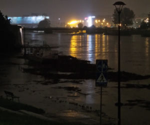 Wielka woda w Krakowie. W piątek rano fala kulminacyjna