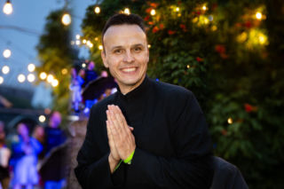 Ksiądz jest katechetą na pół etatu. Tyle zarabia w miesiąc