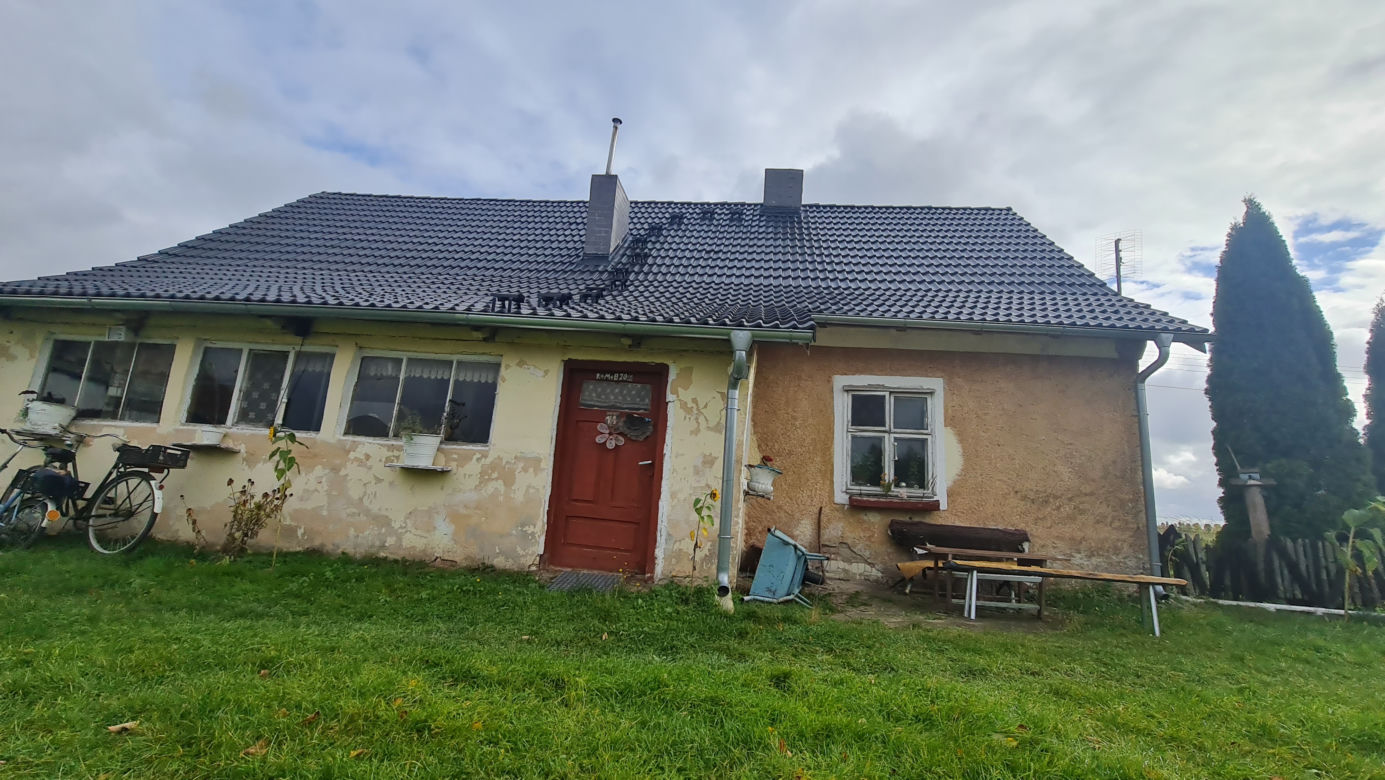 66-latek zaatakował siekierą brata