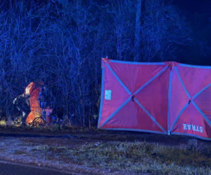 Makabryczne dachowanie auta na Mazowszu. 41-latek zginął uwięziony w blaszanej pułapce