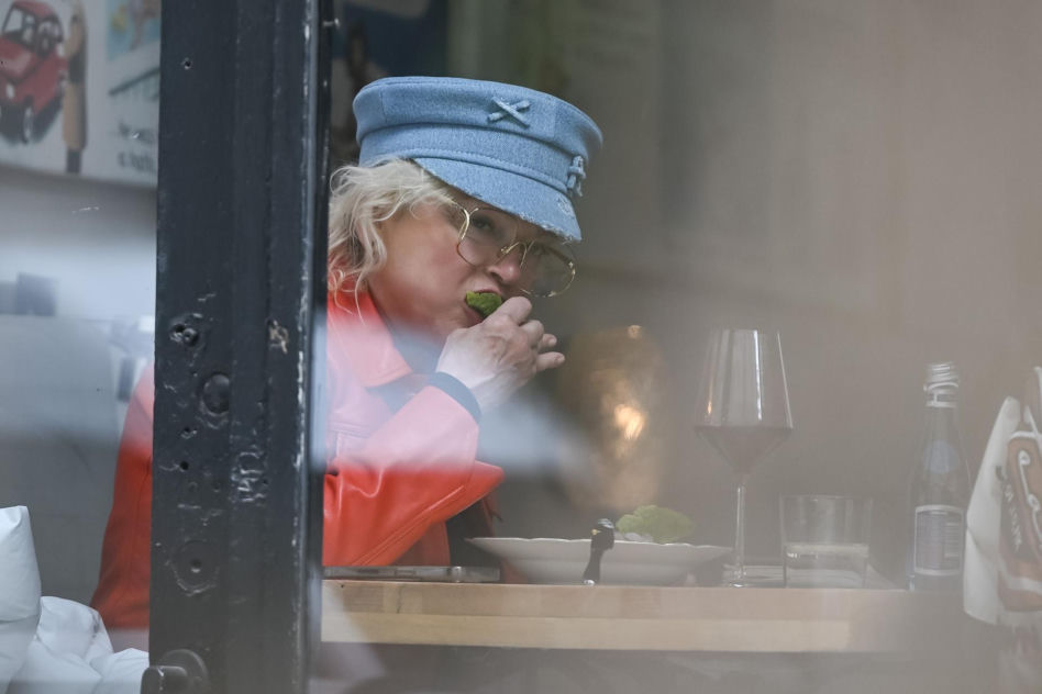 Katarzyna Figura przytula Maćka Musiałowskiego