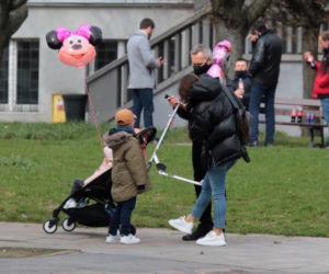 Prowadzi wózek za 4000 zł