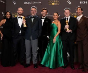 Pamela znów jest blondynką! Zobacz kreacje ze Złotych Globów