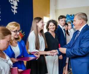 Początek nowego roku szkolnego w Białymstoku. Naukę rozpoczęło 39 tys. dzieci i młodzieży