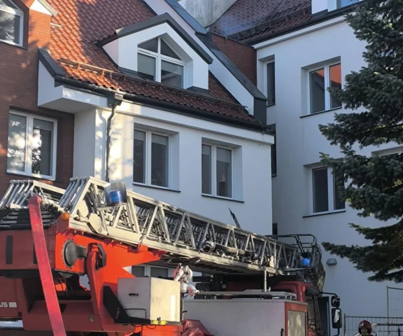 Pożar budynku ZUS na Pomorzu! Na miejscu 11 zastępów straży