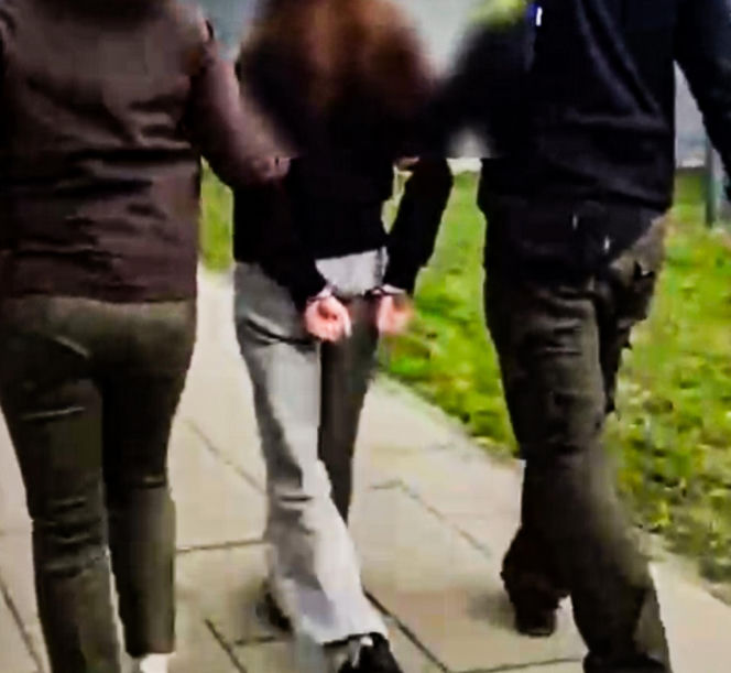 Nastolatki napadły na staruszkę w Legnicy. Jedna katowała, inne filmowały zdarzenie!