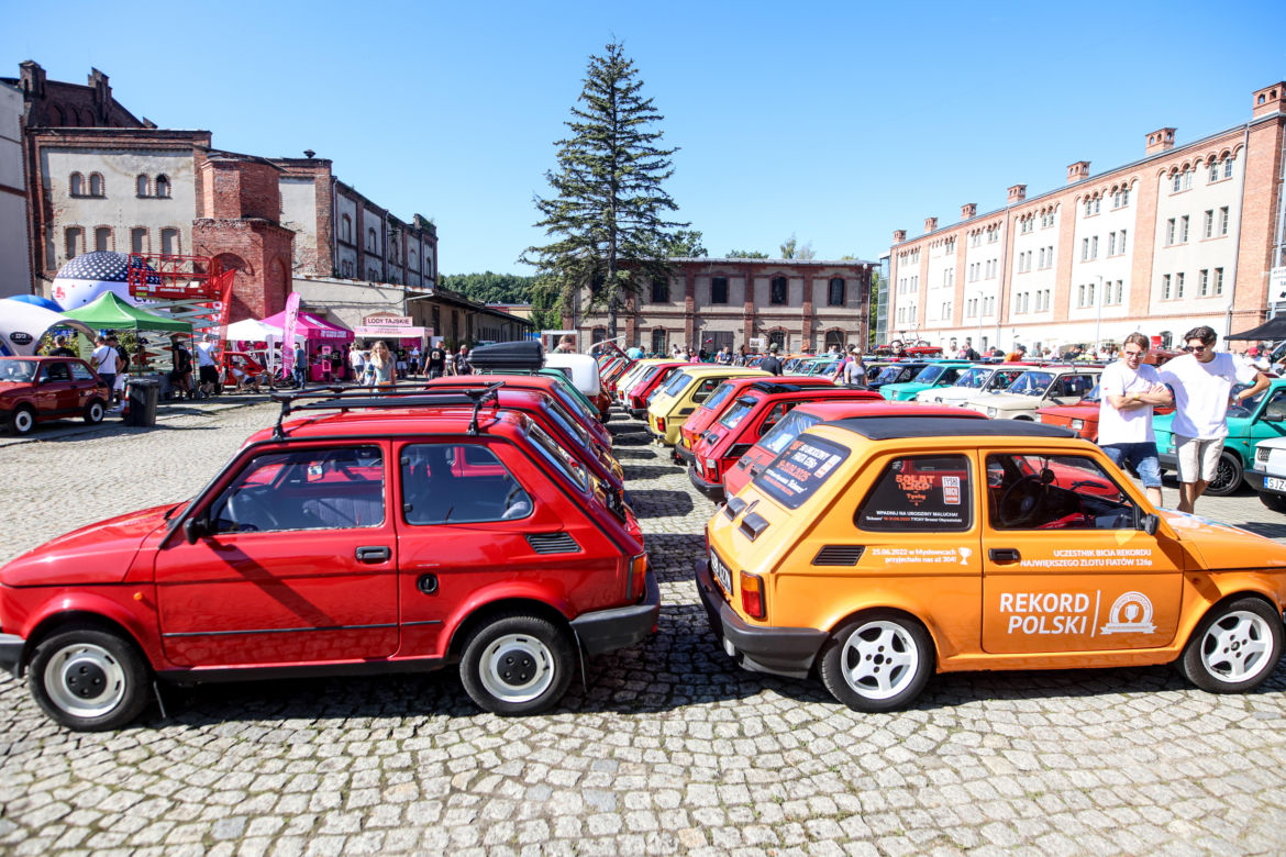 Setki Fiatów 126p i koncerty. W Tychach obchodzono wielkie święto Malucha