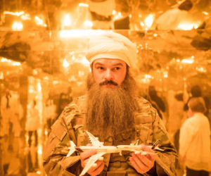 Dawid Ogrodnik w Prałacie