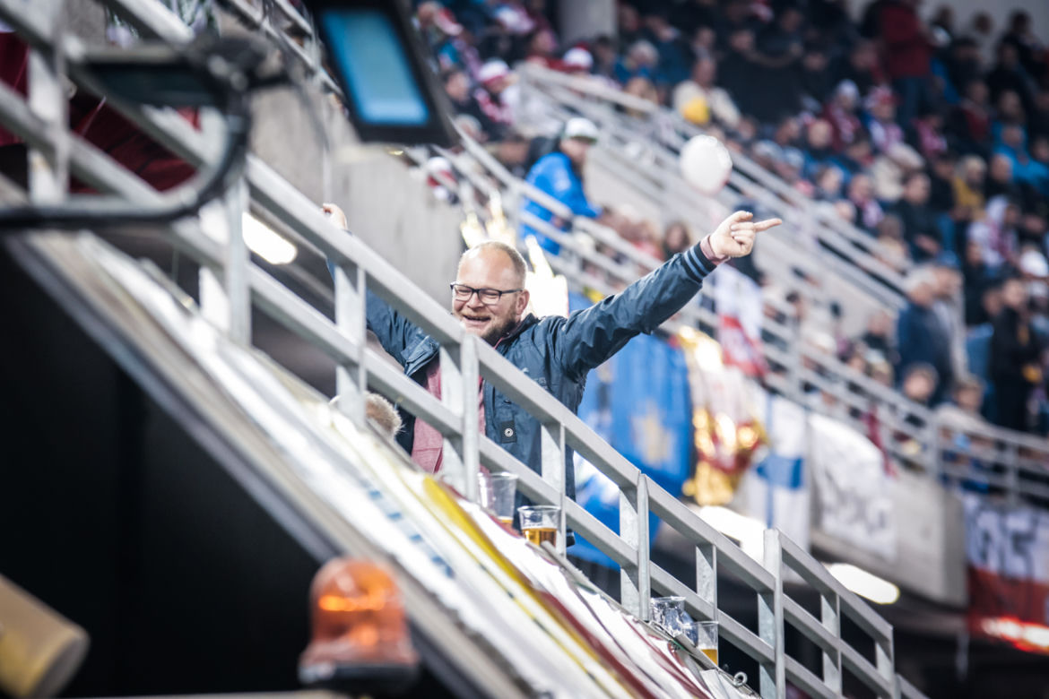 Grand Prix Polski w Toruniu. Zdjęcia kibiców z Motoareny