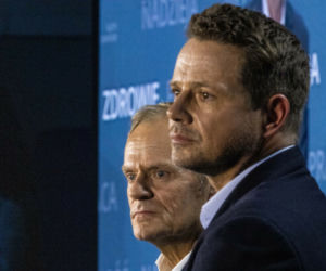 Polacy mówią dość! Kaczyński i Tusk na emeryturę