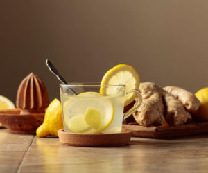 Czujesz się ociężale po świętach? Oto 5 prostych napojów, które pomogą Ci wrócić do formy