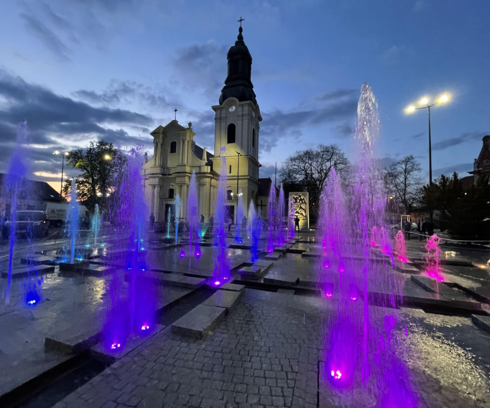 Fontanna w Starym Fordonie uruchomiona na próbę! Mieszkańcy byli zachwyceni [ZDJĘCIA]