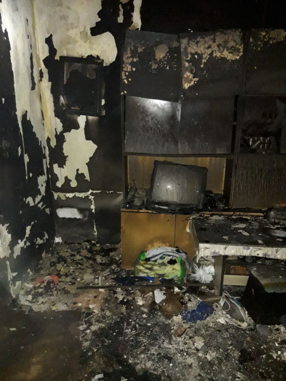Goniądz. Tragiczny pożar budynku mieszkalnego. Nie żyje jedna osoba [ZDJĘCIA]