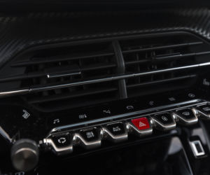 Peugeot e-208 GT