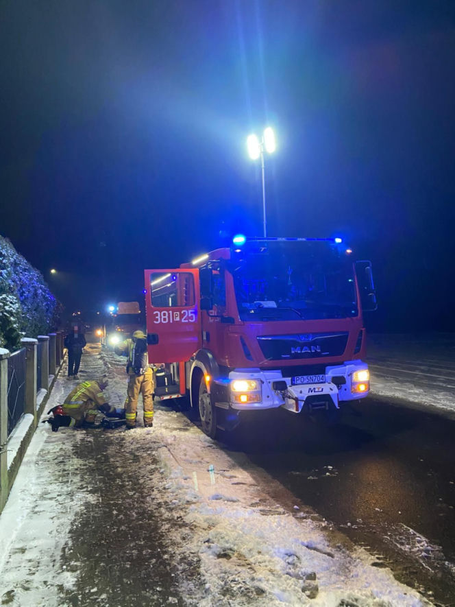Duże straty po pożarze w spiżarni w domu w gminie Rydzyna koło Leszna