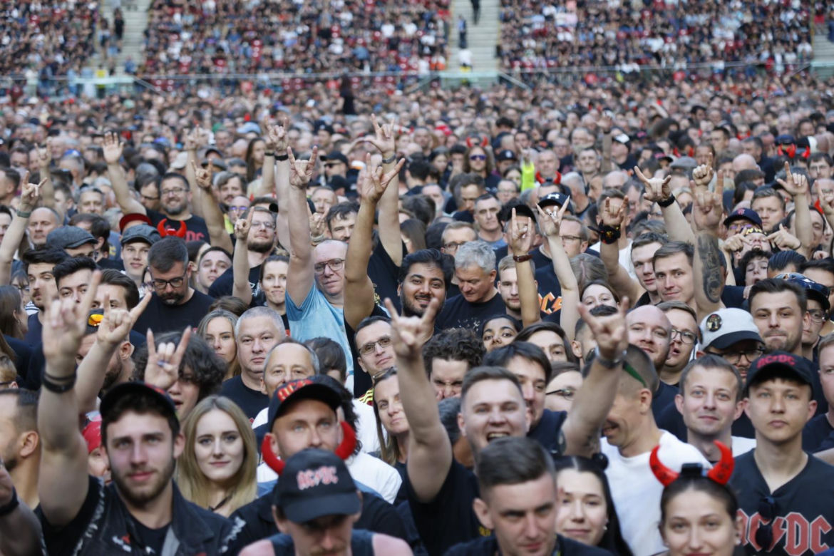 Koncert AC/DC w Warszawie (4.07.2025) - część druga. Organizatorem koncertu jest Live Nation