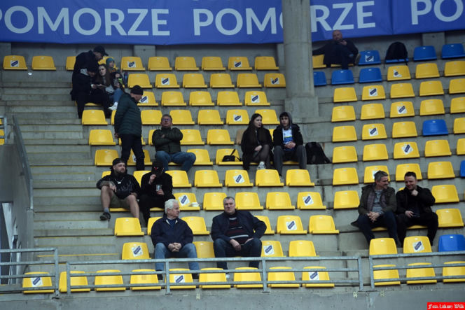 PRES Grupa Deweloperska Toruń - Bayersystem GKM Grudziądz, zdjęcia kibiców i zawodników ze sparingu przed startem PGE Ekstraligi