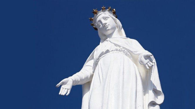 Papież z wizytą w Sanktuarium Matki Bożej Pani Libanu w Harissie 