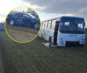 Zderzenie szkolnego autobusu z audi. Na miejsce wezwano śmigłowce LPR
