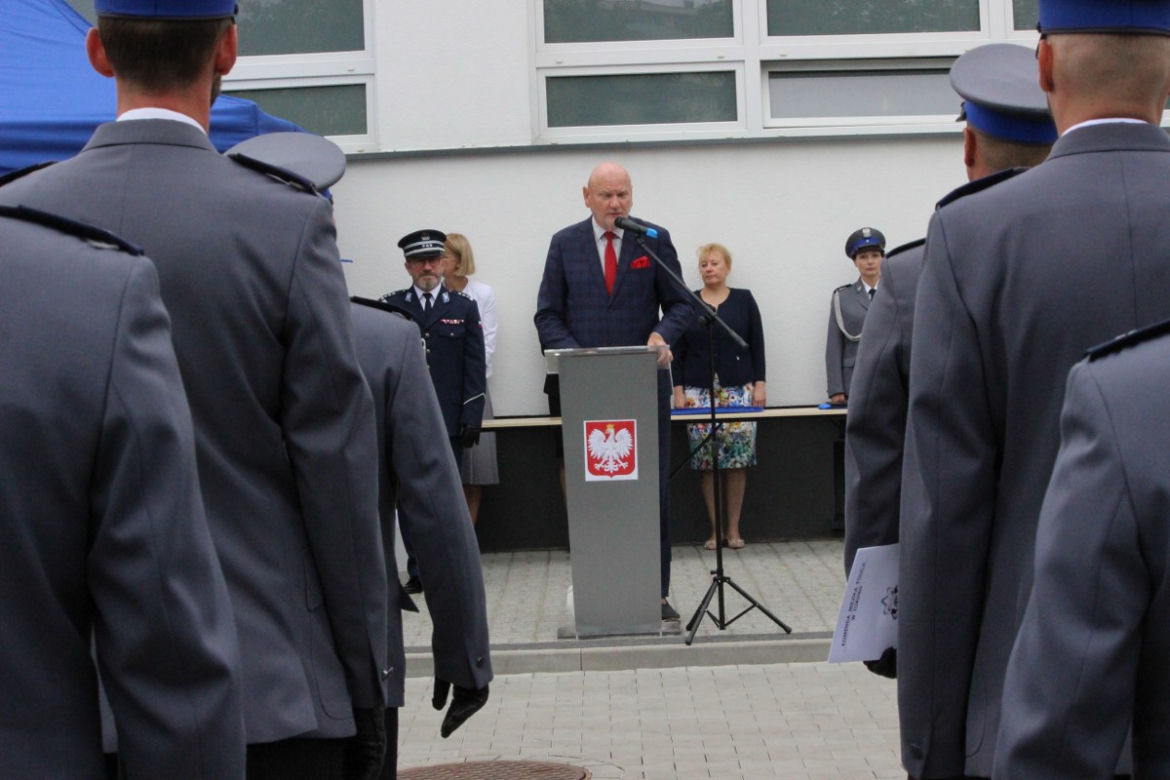Święto policji w Toruniu. Funkcjonariusze odebrali nagrody i nominacje