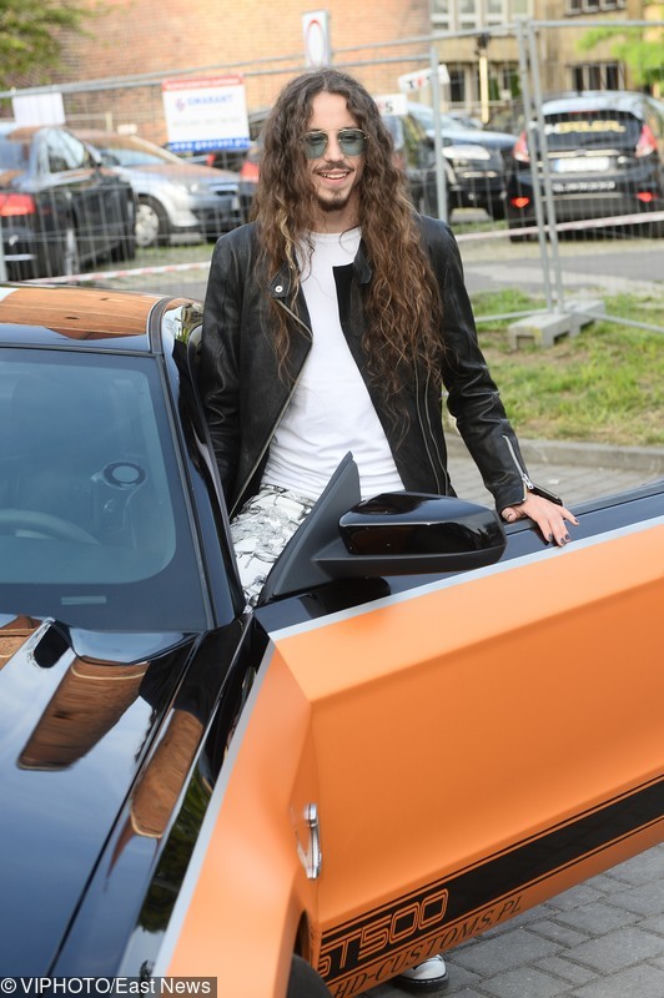 Michał Szpak i jego droga fura
