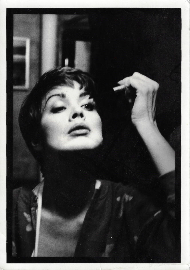 Nieznana historia Debbie Dickinson