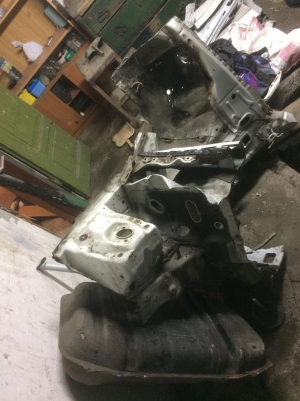 Pocięli kradzione auto, żeby je sprzedaż na złom. Grozi im 10 lat więzienia