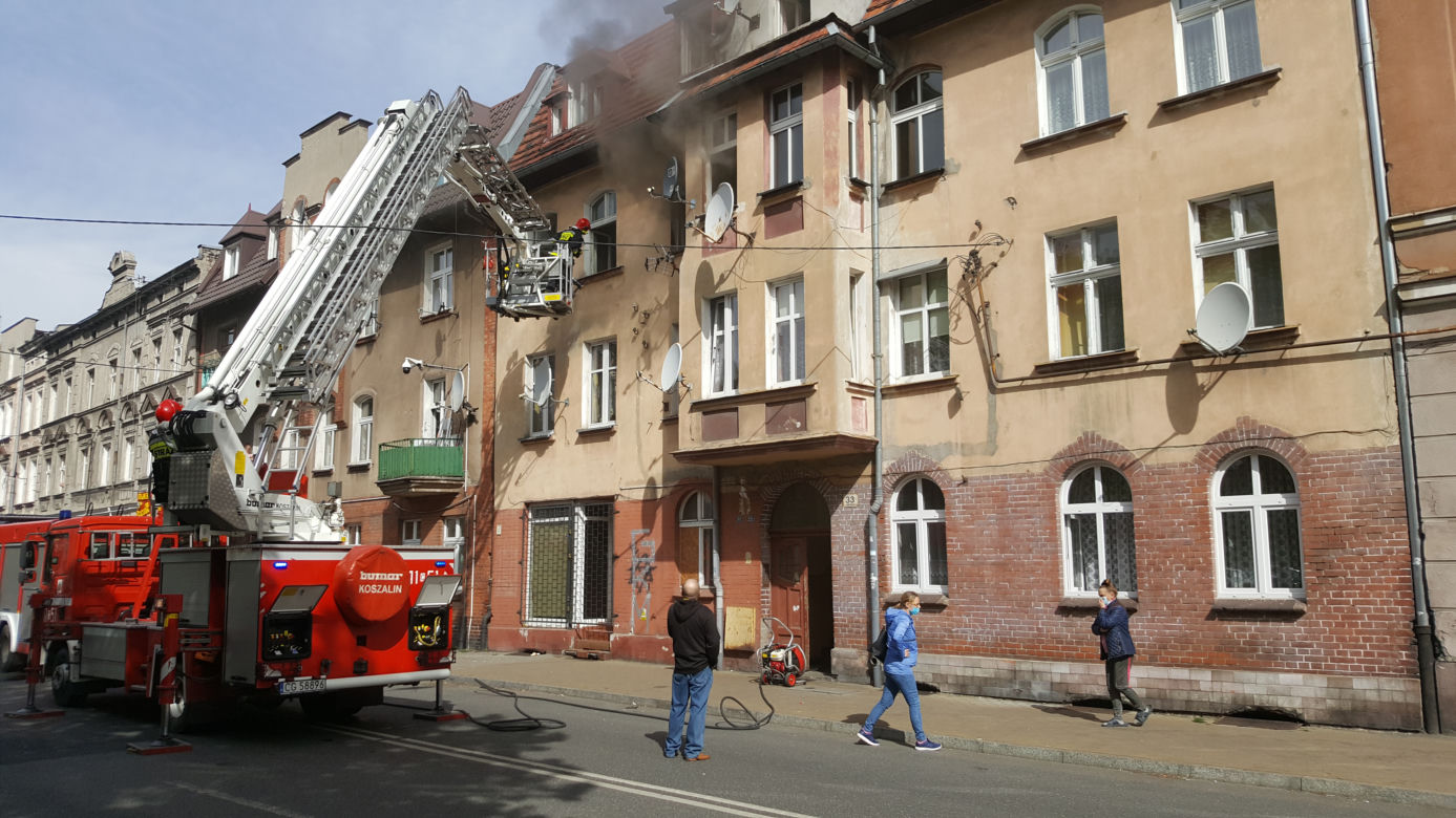 Pożar w kamienicy przy ulicy Narutowicza w Grudziądzu. Jest ofiara śmiertelna